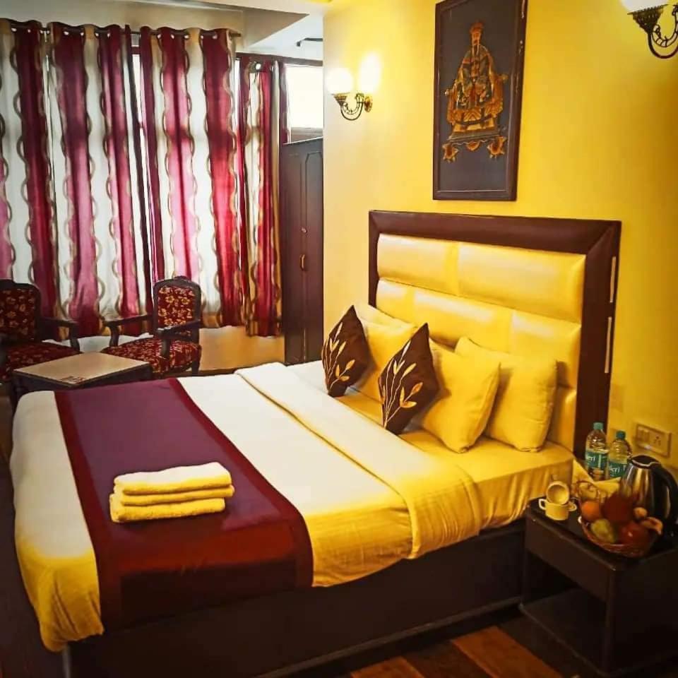 Hotel Kalinga Intercontinental Manali Manāli Exterior foto